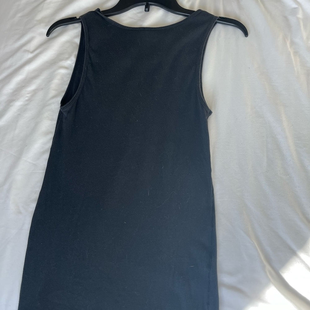 Skims Tank - Picture 4 of 4